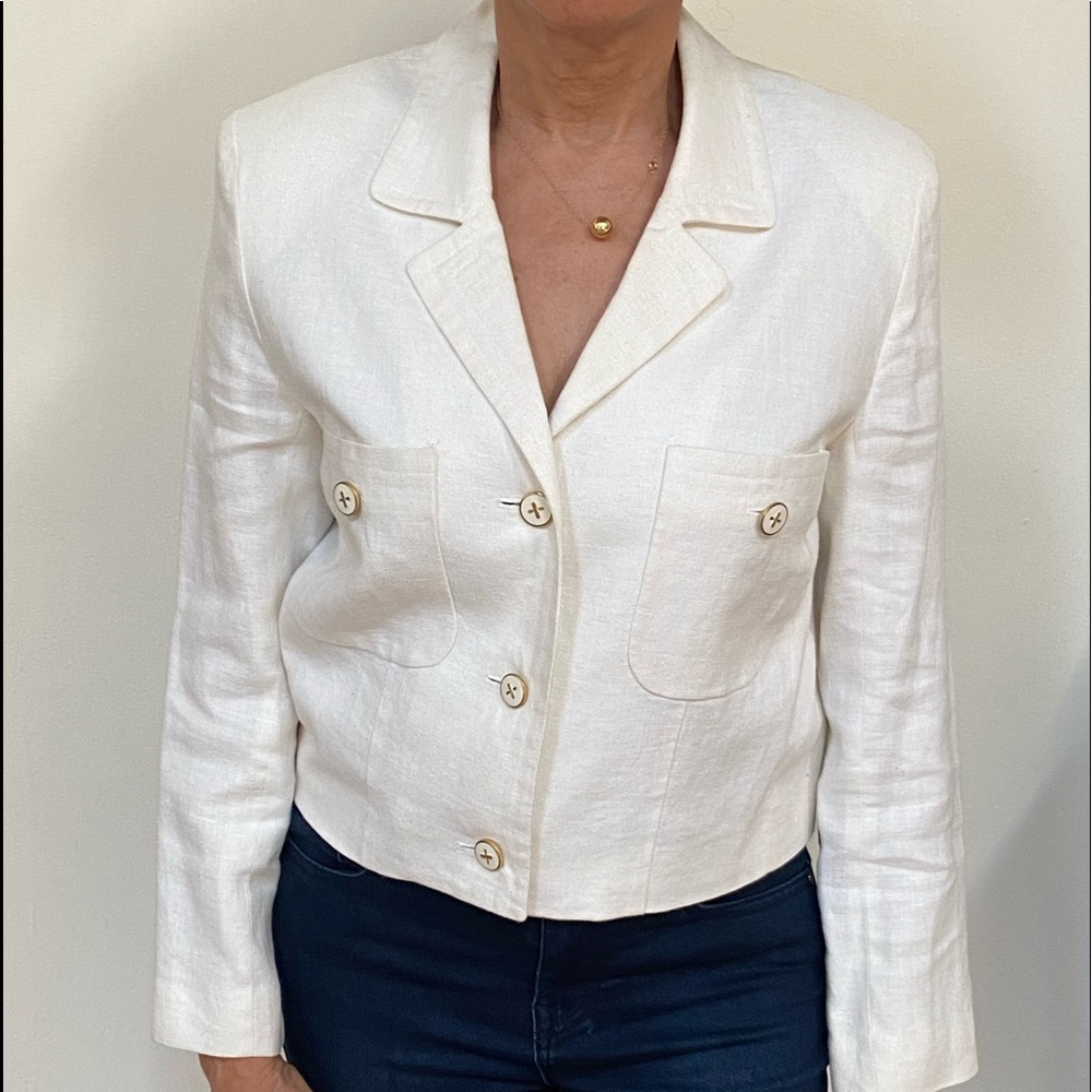 Womens White 100% Linen Jacket, lined